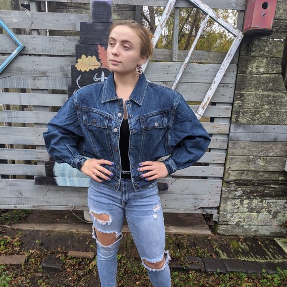 Blu Pepper Cropped Denim Jacket - Picture 2 of 5